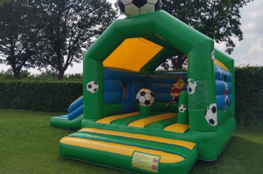 Springkussen ‘Bouncer Slide Voetbal’ huren