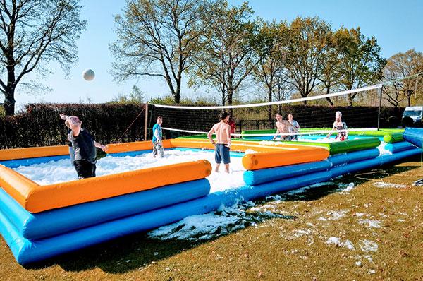 Kolonisten Gebruikelijk lancering Water Volleybal huren | De leukste sport spelen | Crazy Air